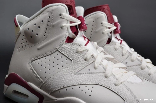 384664-116 Jordan Air Retro 6 Maroon white 0825